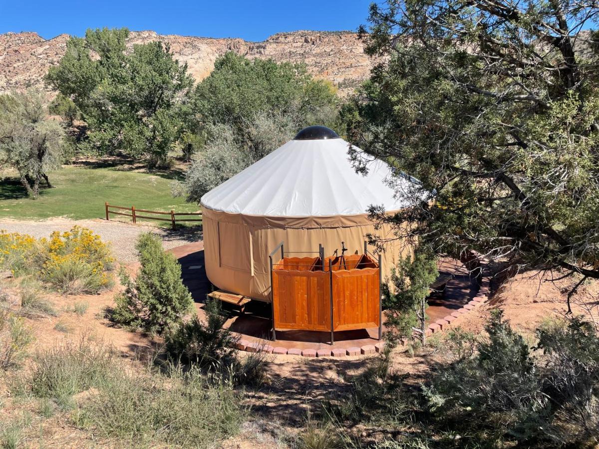 Escalante Yurts - Luxury Lodging Exteriör bild