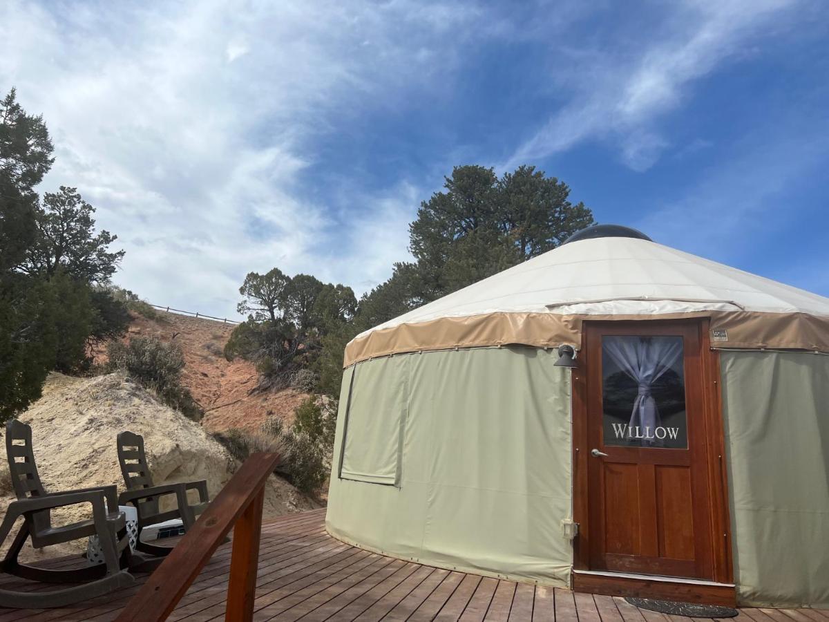 Escalante Yurts - Luxury Lodging Exteriör bild
