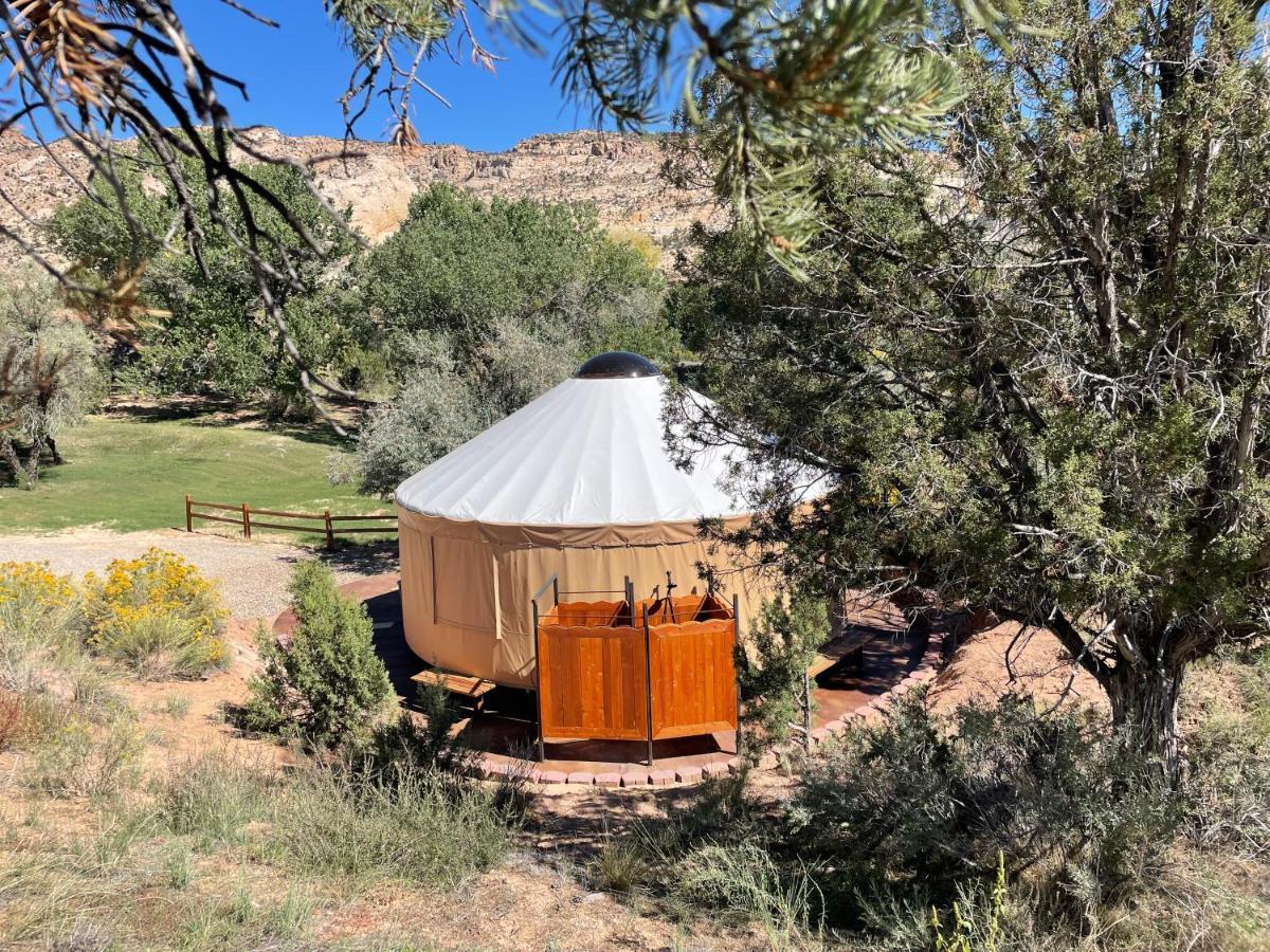 Escalante Yurts - Luxury Lodging Exteriör bild