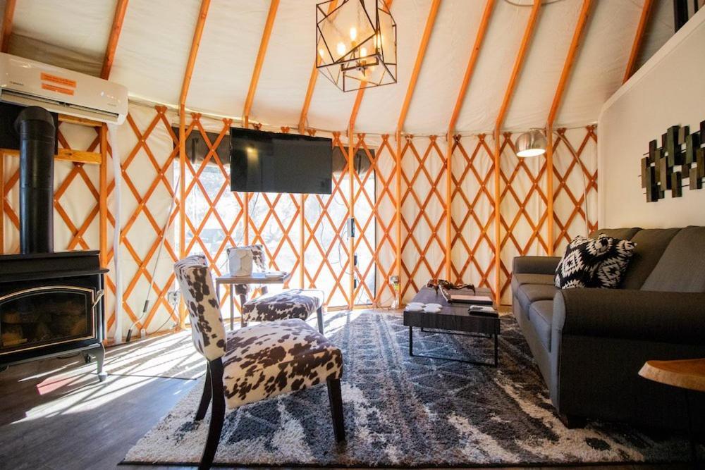Escalante Yurts - Luxury Lodging Exteriör bild
