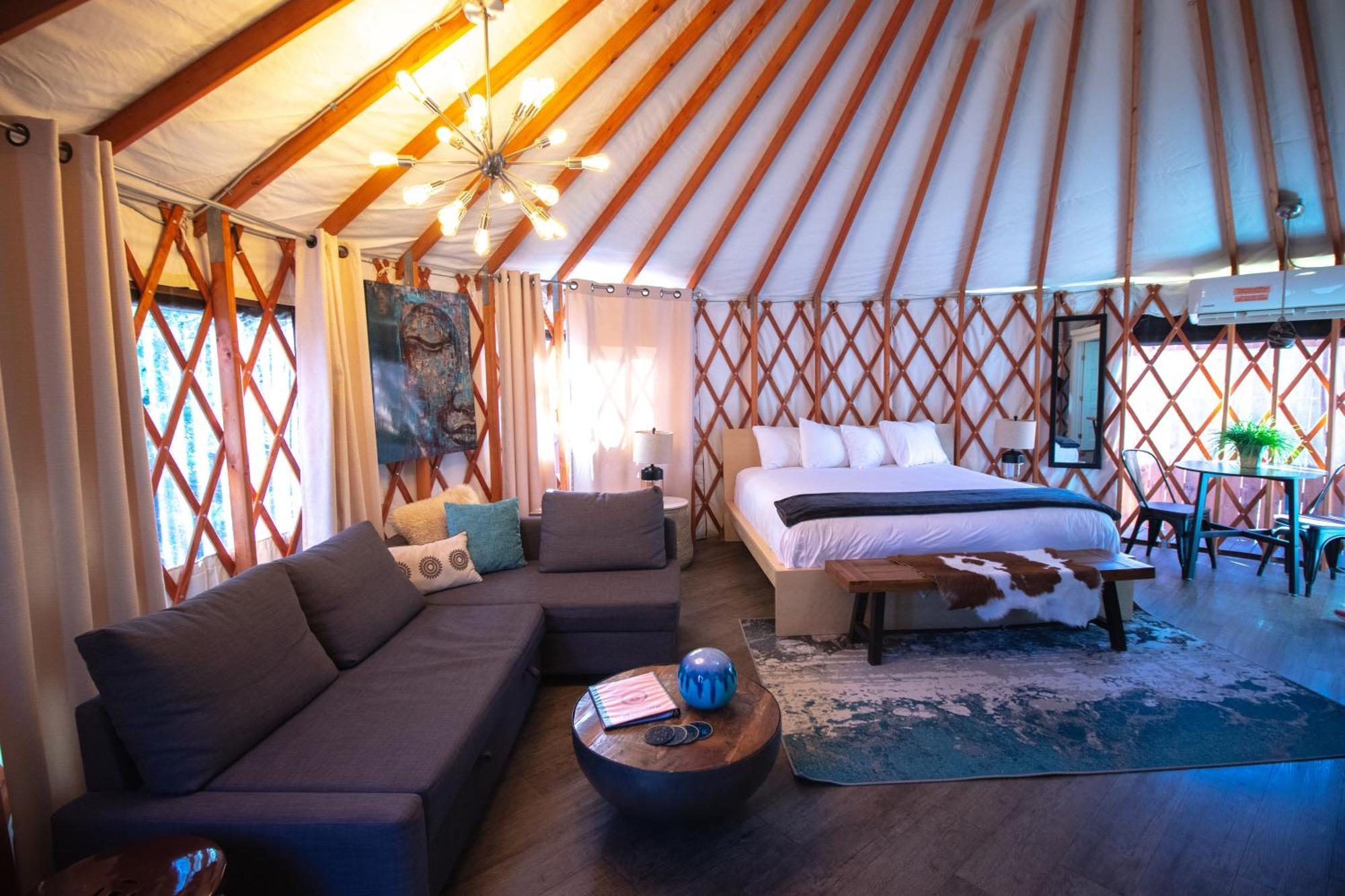 Escalante Yurts - Luxury Lodging Exteriör bild