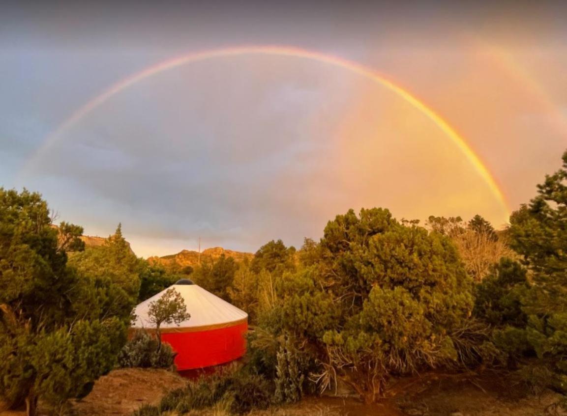 Escalante Yurts - Luxury Lodging Exteriör bild